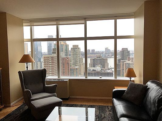 4th image of 160 W 66th St APT 26J