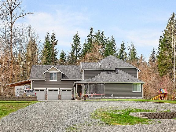4th image of 23527 190th Ave SE