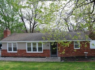 6505 River Rd, Pleasant Valley, MO 64068