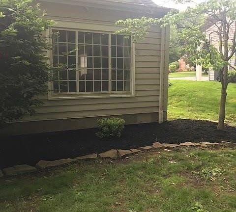4th image of 8578 Squirrel Hill Dr NE