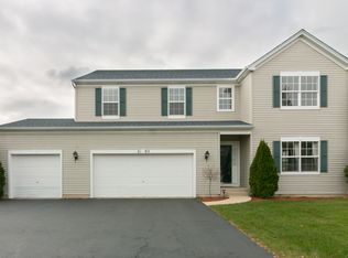 2193 Grand Pointe Trl, Aurora, IL 60503