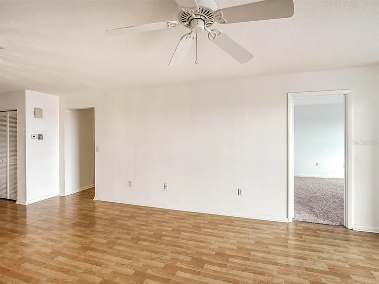 4939 Floramar Ter #912 — Photo 15