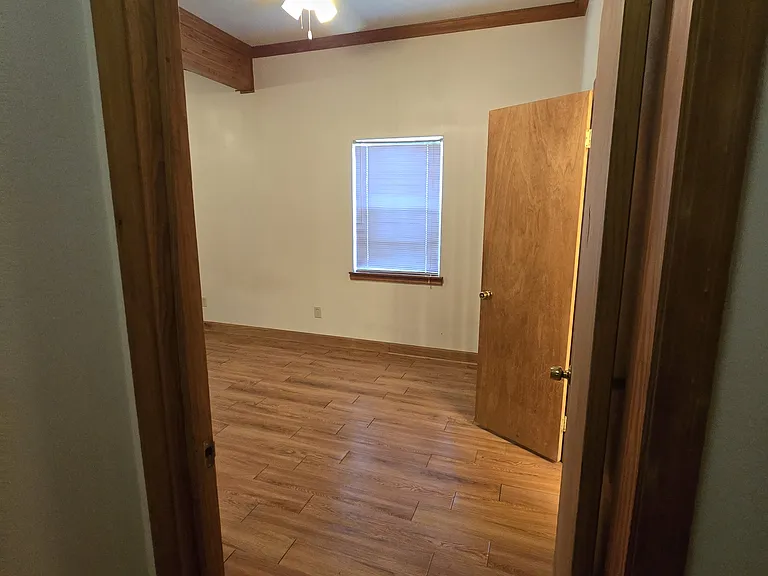 Bedroom entry