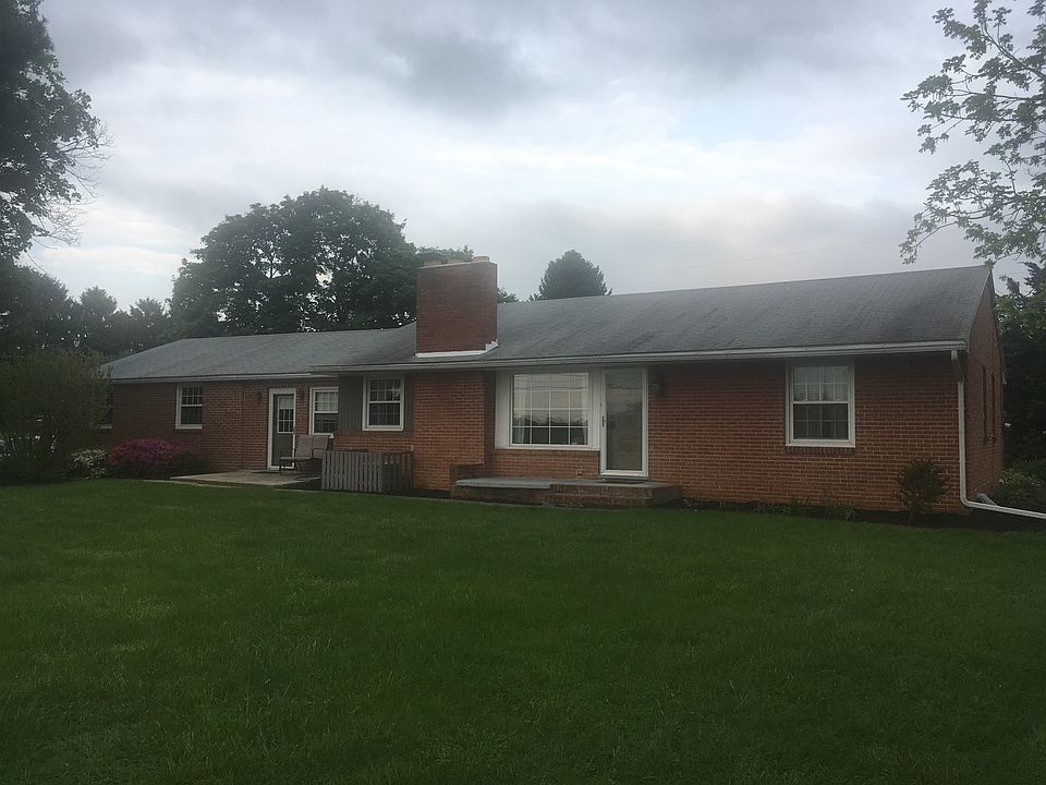 1st image of 17307 Claymont Dr