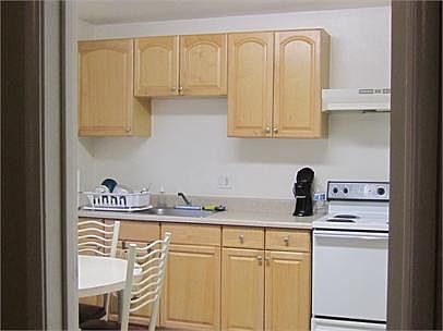 2nd image of 217 E Taylor St APT 6