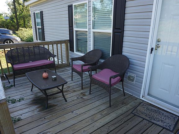 2nd image of 2085 Garry Ave