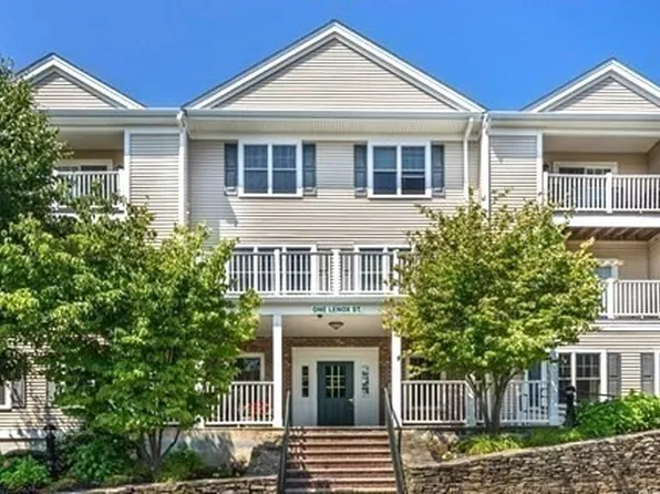 1 Lenox St APT 102, Norwood, MA 02062