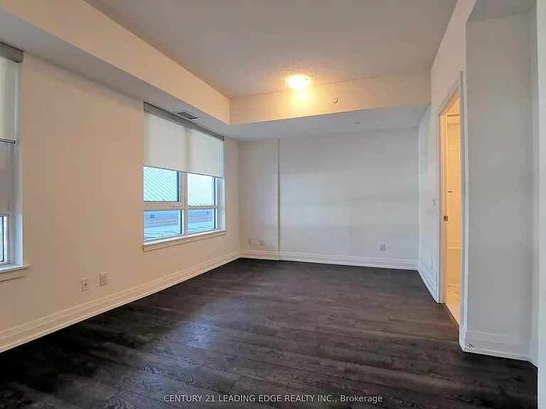 591 Sheppard Ave E #331 — Photo 3