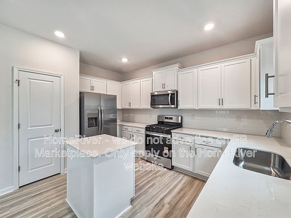 2nd image of 3922 Ashton Dr