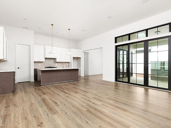 4th image of 17317 Wilkes Way