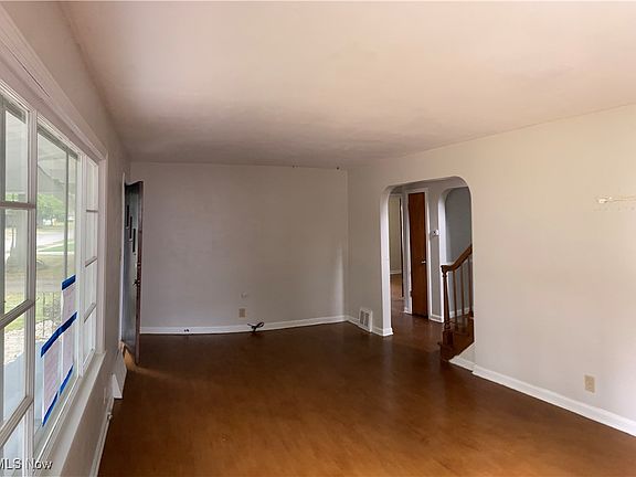 4th image of 2845 11th St