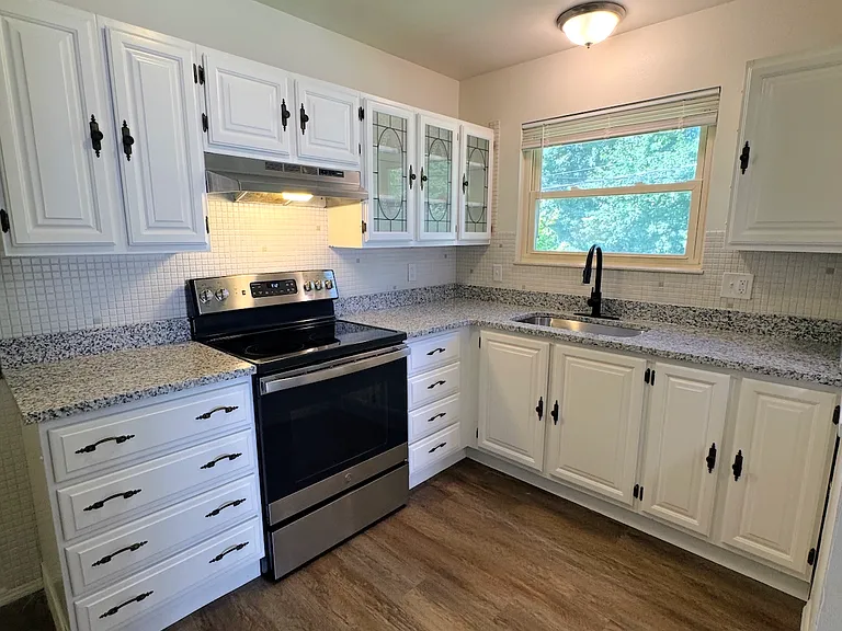 11755 Old Halls Ferry Rd — Photo 4