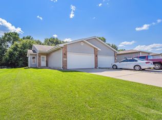 6728 Coffman Dr, Schererville, IN 46375