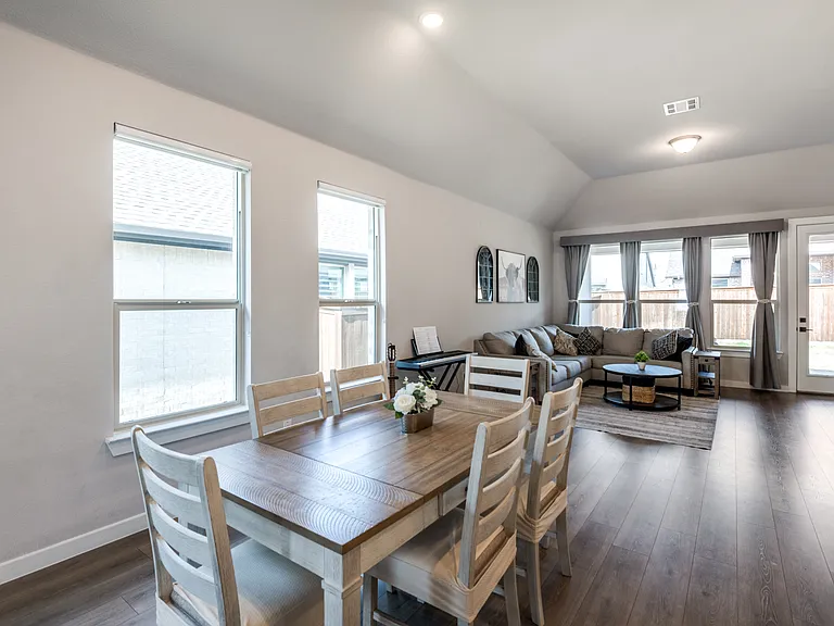 3509 Clara Dr — Photo 9
