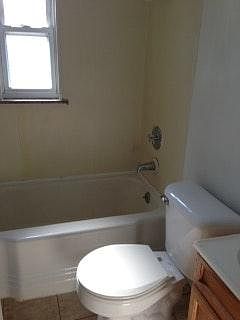 3rd image of 29 Gahl Ter APT C