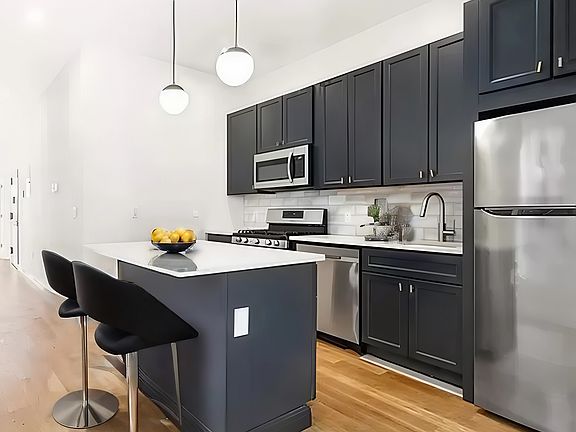 2nd image of 562A Morgan Ave #3B