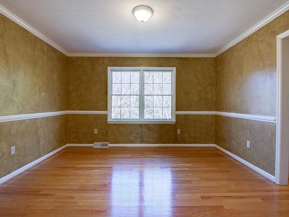 4th image of 177 Forest Dr