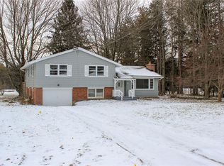 1660 Billington Rd, East Aurora, NY 14052