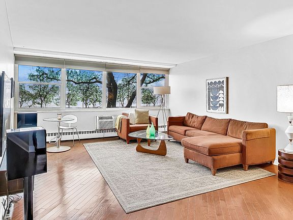 4th image of 1150 N Lake Shore Dr APT 2B