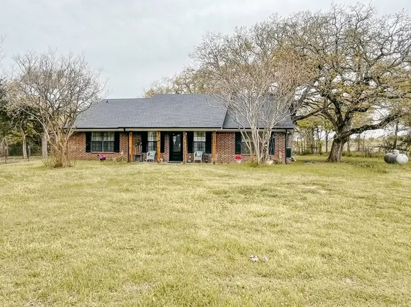 1402 Lcr 454, Groesbeck, TX 76642