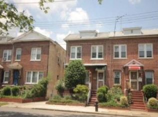 14023 Rose Ave, Flushing, NY 11355
