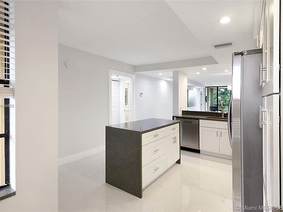 4th image of 6429 W Coral Lake Dr #305
