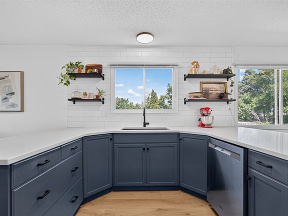5th image of 2550 Beetlestone Dr