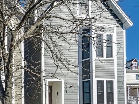 2nd image of 294 Princeton St #3