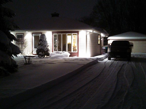 5th image of W162N9795 Mayflower Dr