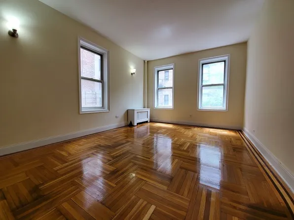 520 West 218th Street image 1 of 5