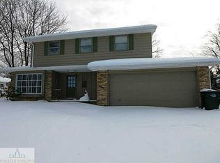 2709 Belaire Dr, Lansing, MI 48911