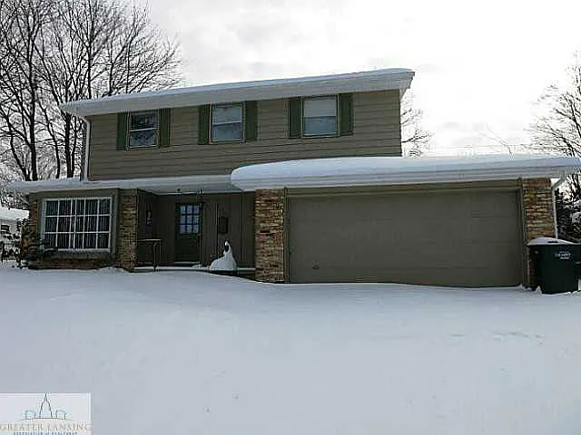 2709 Belaire Dr photo 1