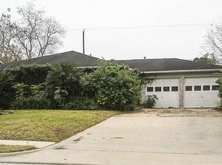4011 Oakside Dr, Houston, TX 77053