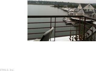 332 Popes Island Rd, Milford, CT 06461