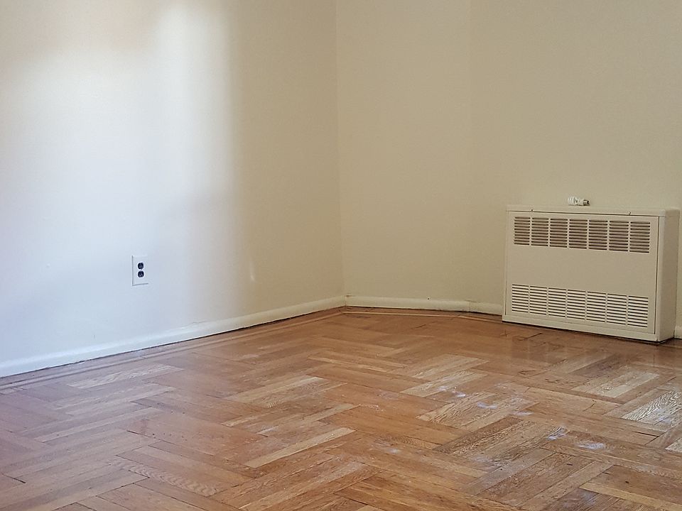1st image of 557 E 21st St APT 5A
