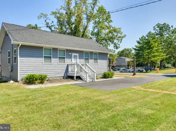 7624 N Point Rd, Edgemere, MD 21219