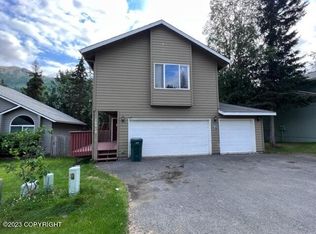 18918 Chrystal Island Dr, Eagle River, AK 99577