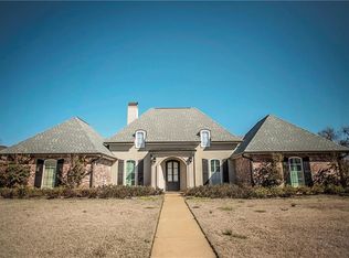 301 Ledet Dr, Natchitoches, LA 71457