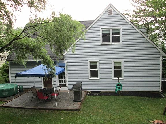 2nd image of 213 Plaza Dr