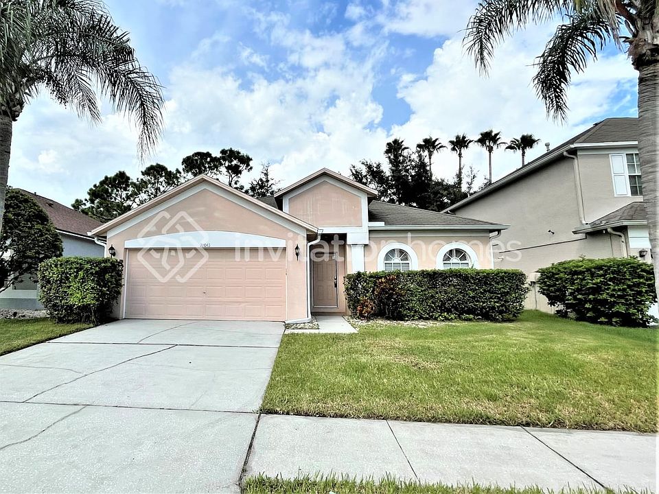1st image of 27043 Arrowbrook Way