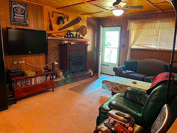 5th image of 2145 McGregor Ln