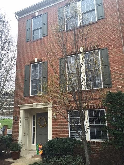 Front of house (end Unit)