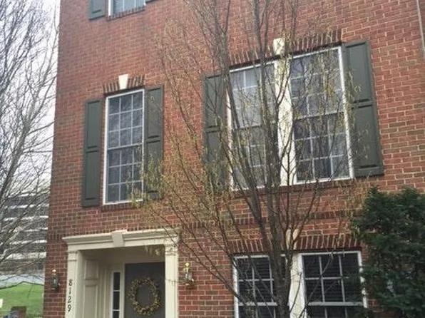 8129 Shadwell Park Ln, Falls Church, VA 22042