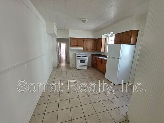 4th image of 3110 Cleveland Ave