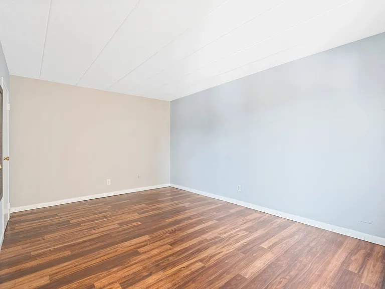 300 Lookout Ave #C4 — Photo 14