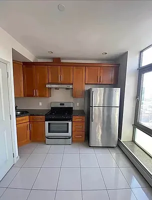 Rented by Houses of New York Realty LLC | media 5