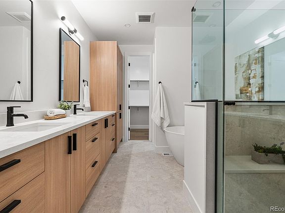 4th image of 4527 W Wells Place