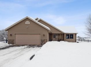 750 220th St, Osceola, WI 54020