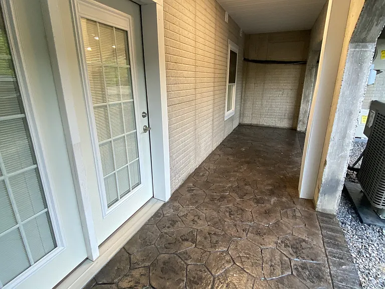 65 Woods Edge Rd — Photo 9