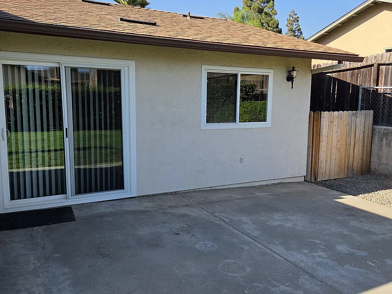 855 Loganberry Ct — Photo 16